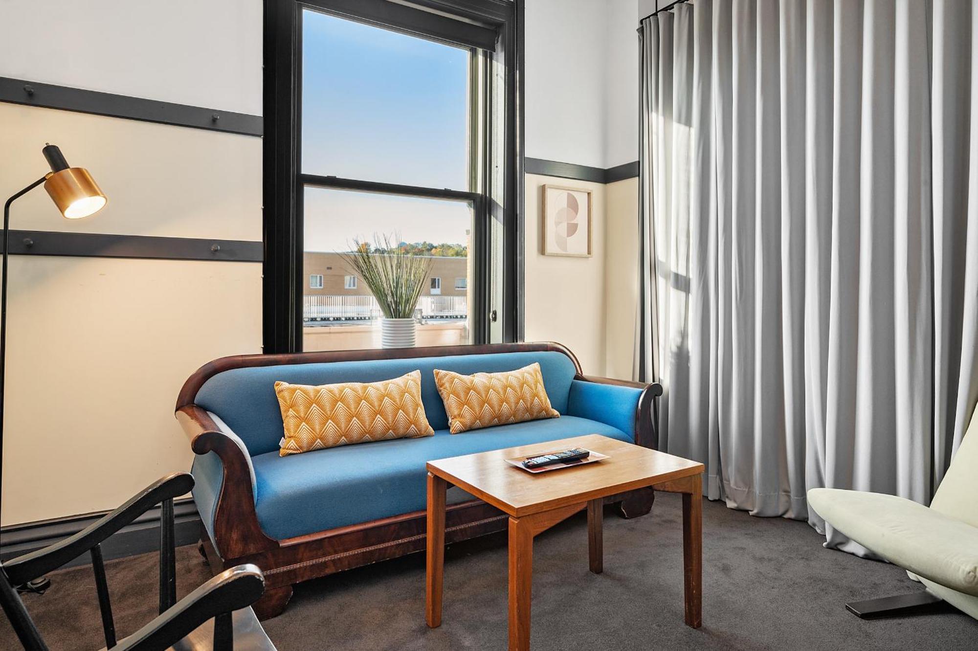 The Maverick By Kasa Pittsburgh Room photo